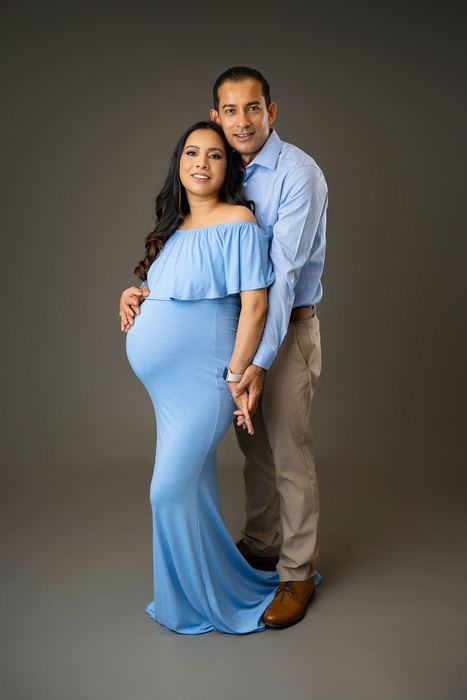 Maternity portrait by Lilia Photography