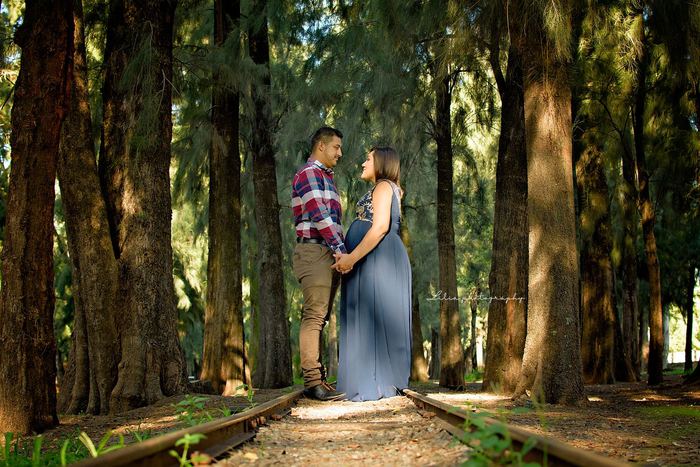 Maternity portrait by Lilia Photography