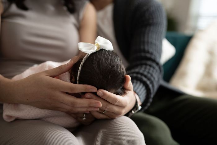 Newborn lifestyle portrait at home by Lilia Photography