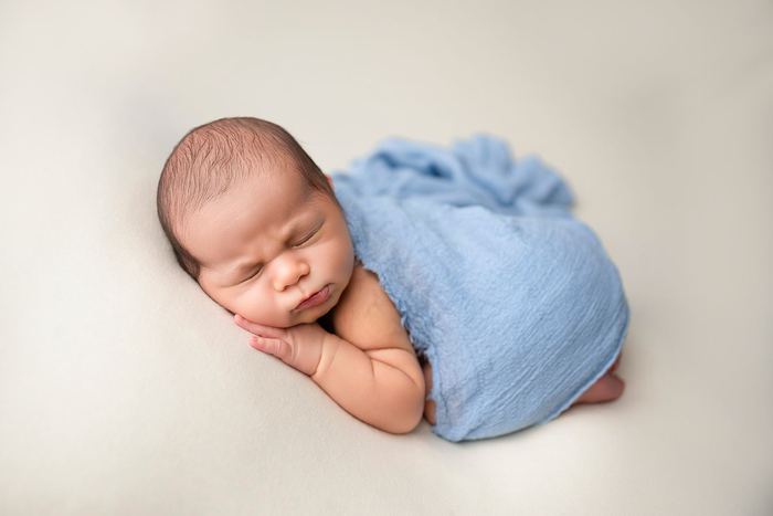 Newborn portrait by Lilia Photography