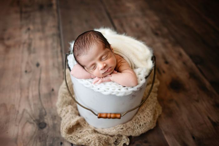 Newborn portrait by Lilia Photography