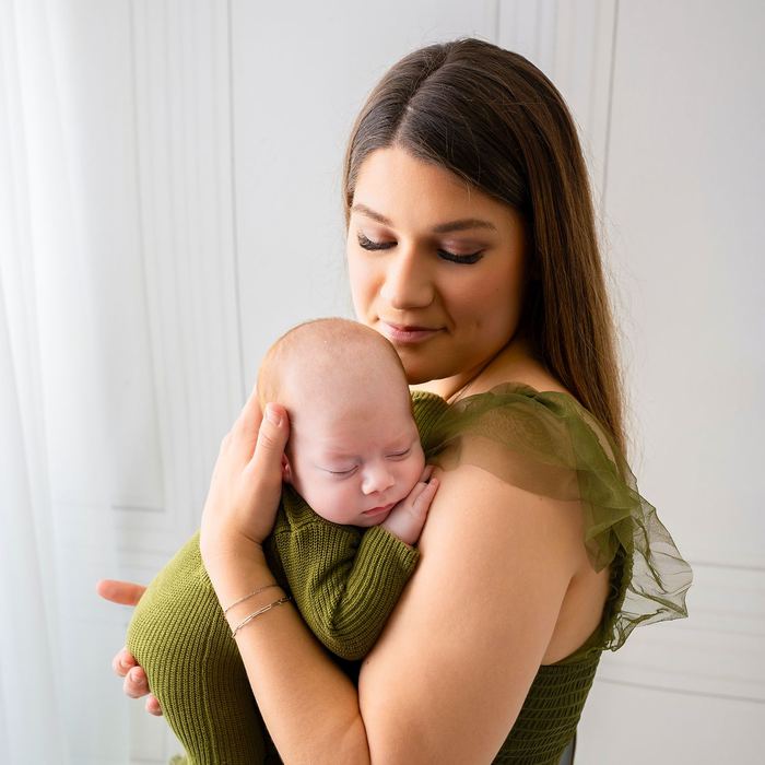 Newborn portrait by Lilia Photography