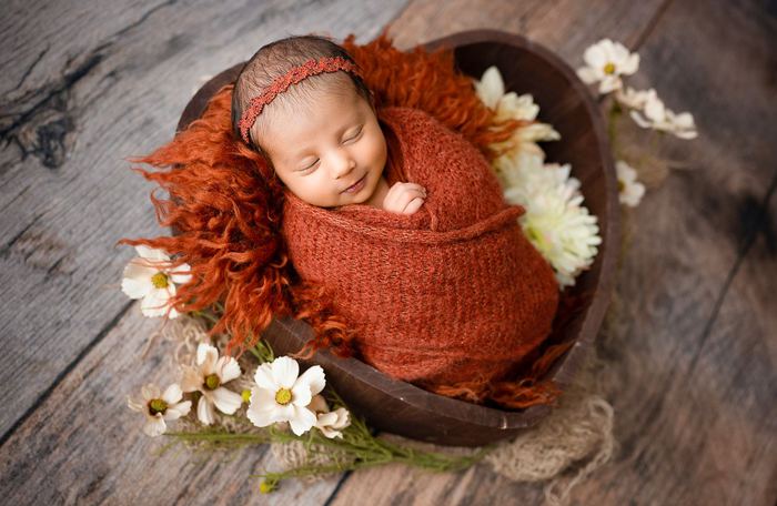 Newborn portrait by Lilia Photography