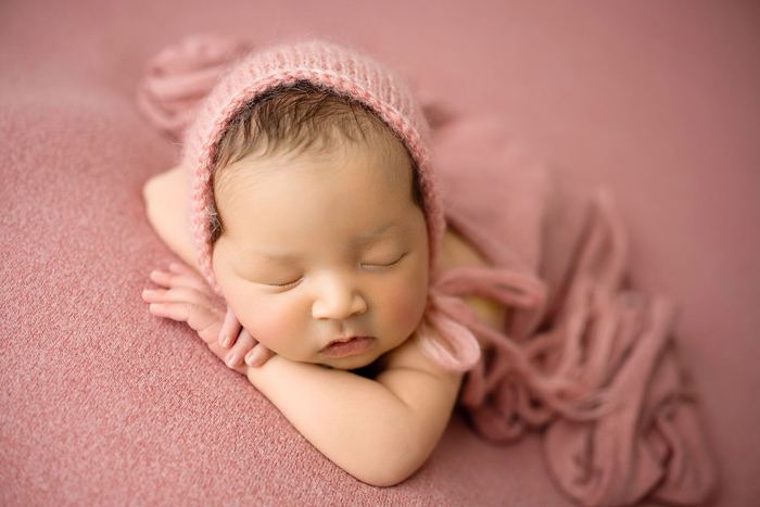 Newborn portrait by Lilia Photography