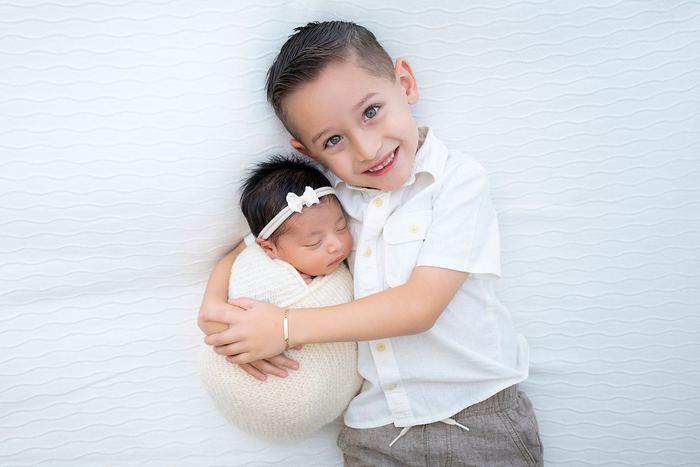 Newborn portrait by Lilia Photography