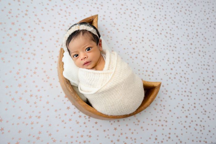 Newborn portrait by Lilia Photography