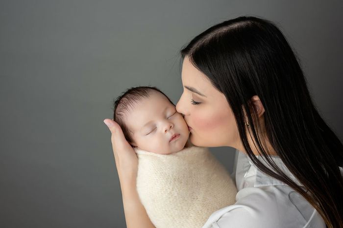 Newborn portrait by Lilia Photography