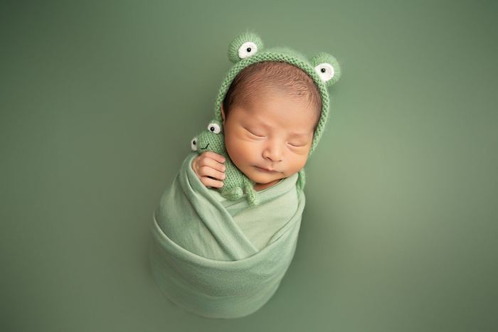 Newborn portrait by Lilia Photography