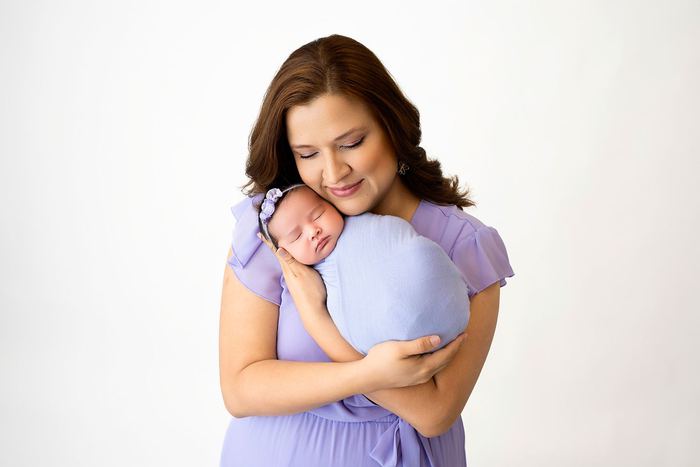 Newborn portrait by Lilia Photography
