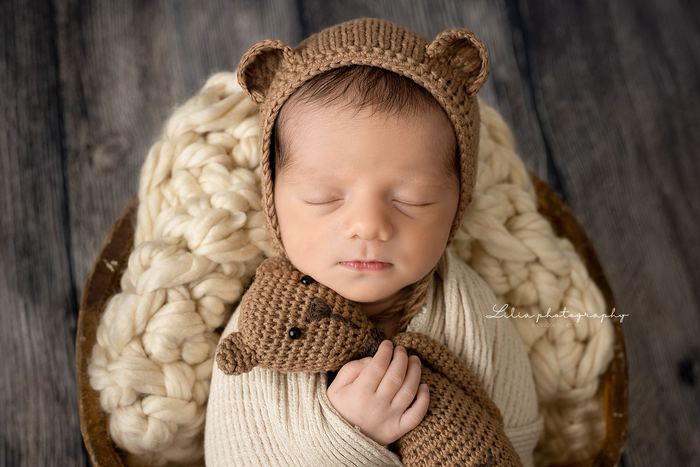 Newborn portrait by Lilia Photography
