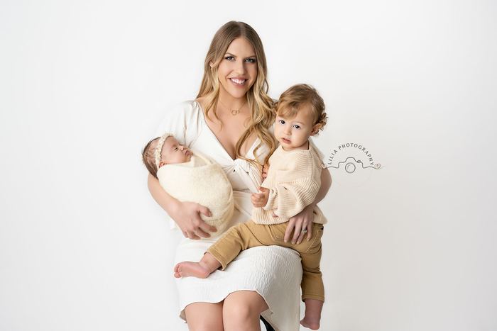 Newborn portrait by Lilia Photography