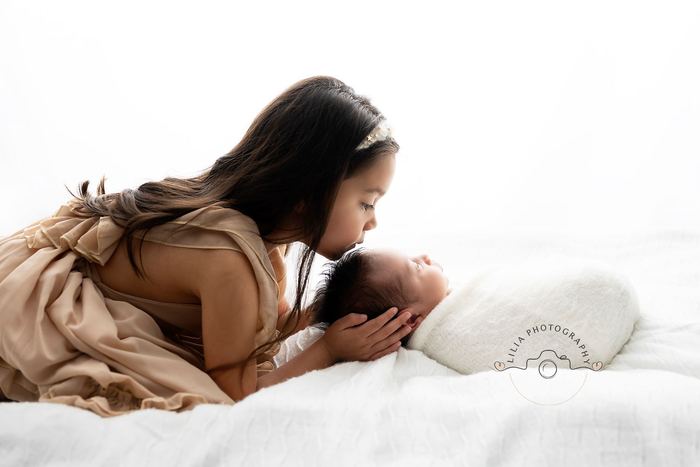 Newborn portrait by Lilia Photography