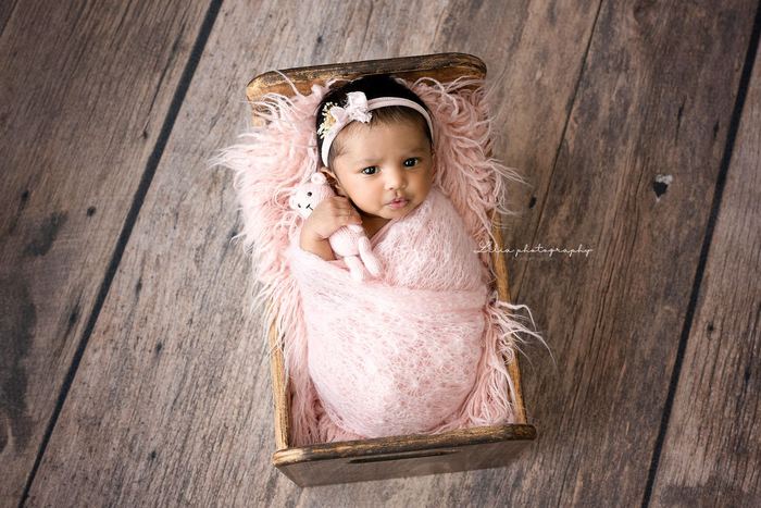 Newborn portrait by Lilia Photography