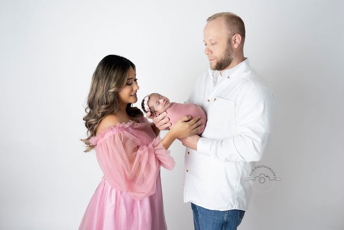Newborn portrait by Lilia Photography