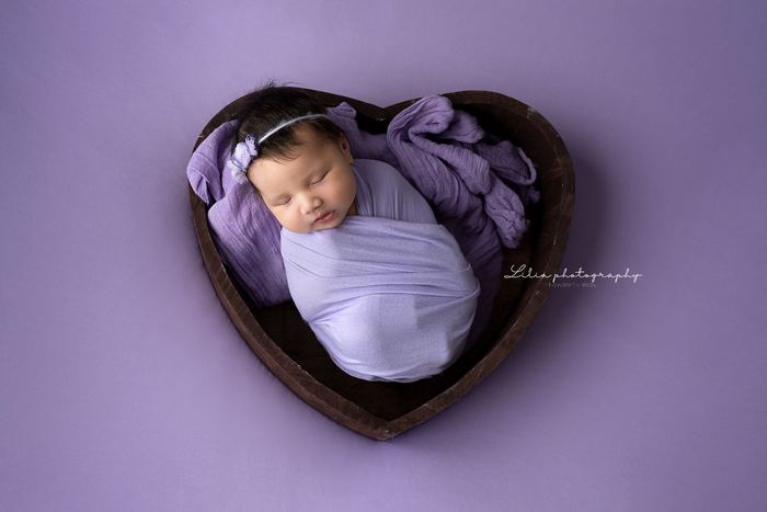 Newborn portrait by Lilia Photography