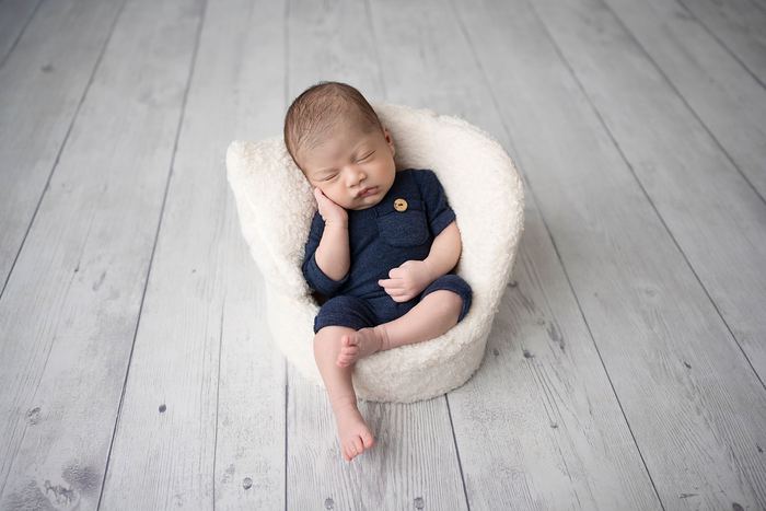 Newborn portrait by Lilia Photography