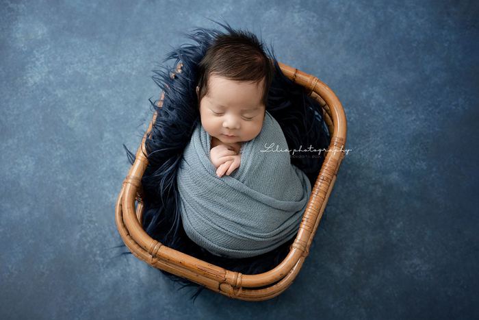 Newborn portrait by Lilia Photography