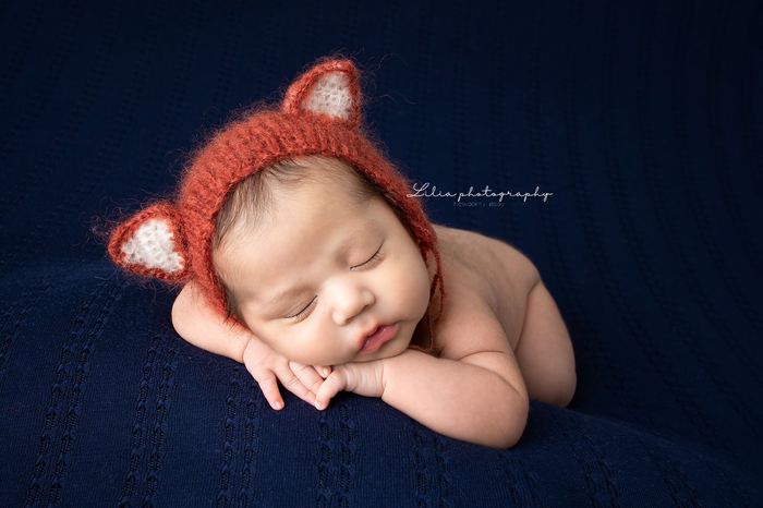 Newborn portrait by Lilia Photography