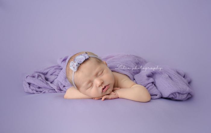 Newborn portrait by Lilia Photography